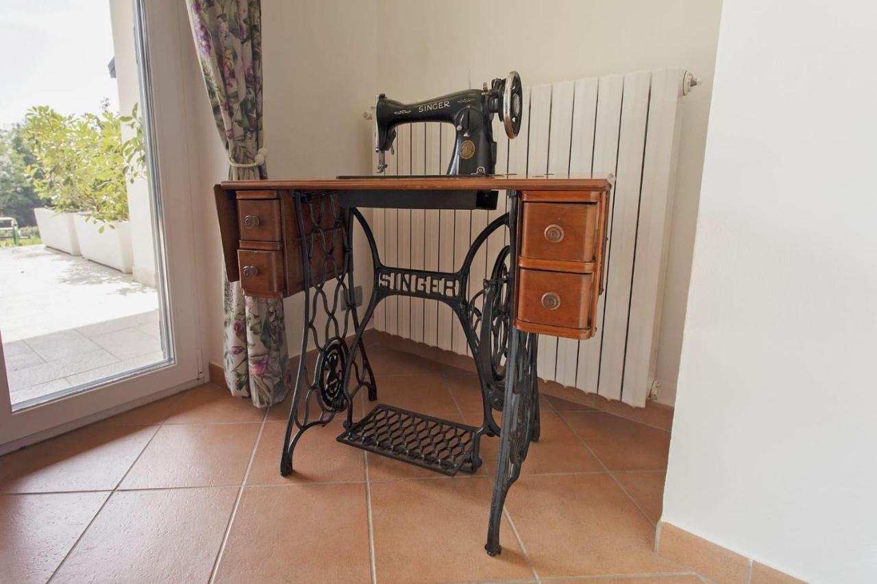 Casa Vacanze Al Capriano Appartamento Mora Cantello Bagian luar foto